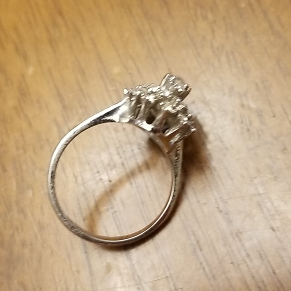 💚Cocktail ring - Picture 5 of 10